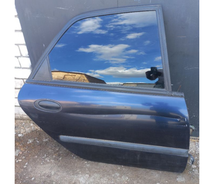 Дверь задняя правая Renault Laguna 1 Универсал