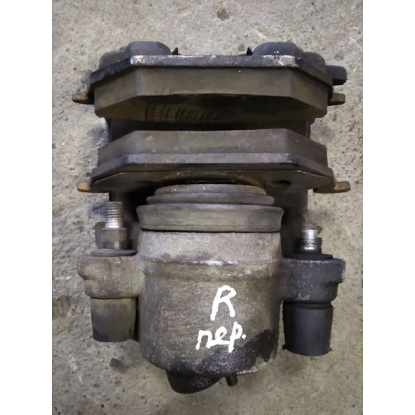 Carstocks Суппорт передний правый Volkswagen Bora Jetta 4 Golf 4